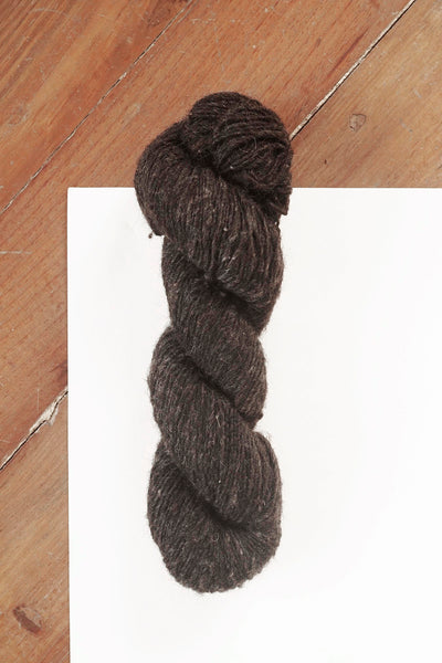 Handspun Sheepwool yarn from the Himalayas undyed and organic.