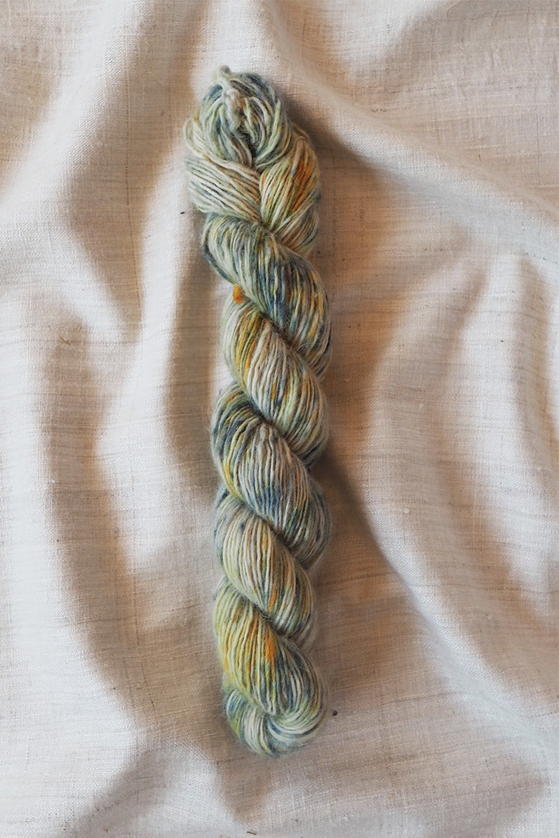 Nomadic Fibers Garn Burgunder