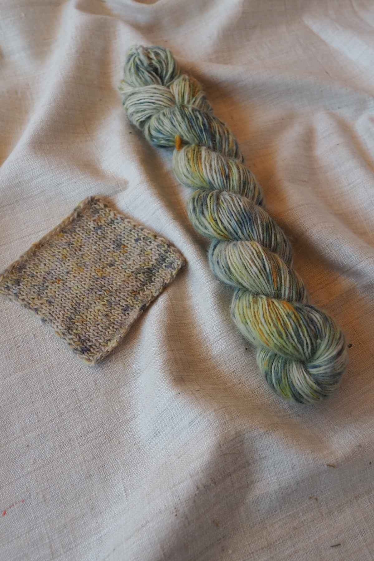 Nomadic Fibers Garn Burgunder