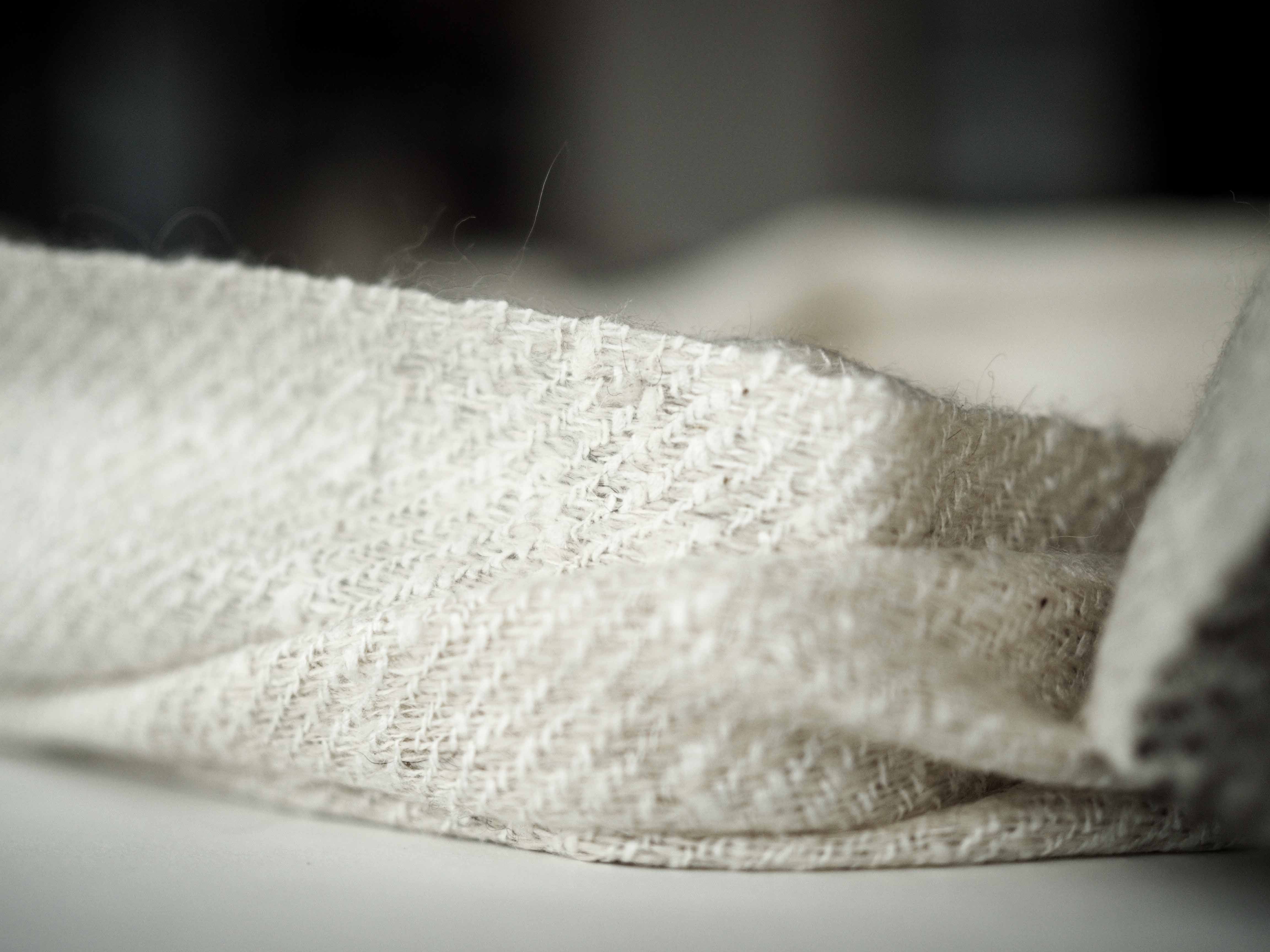 Autumn and winter Scarf made from organic peace silk, yak wool and Himalayan lambswool on a handloom in India. A beautiful blend of wool and eri silk, handspun and handwoven in Himachal Pradesh, India. Organic and natural material, 70% eri silk and 20% lambswool and 10% yak wool. Slow and ethically made.  