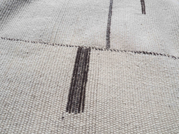Tsug Den Carpet Karpo