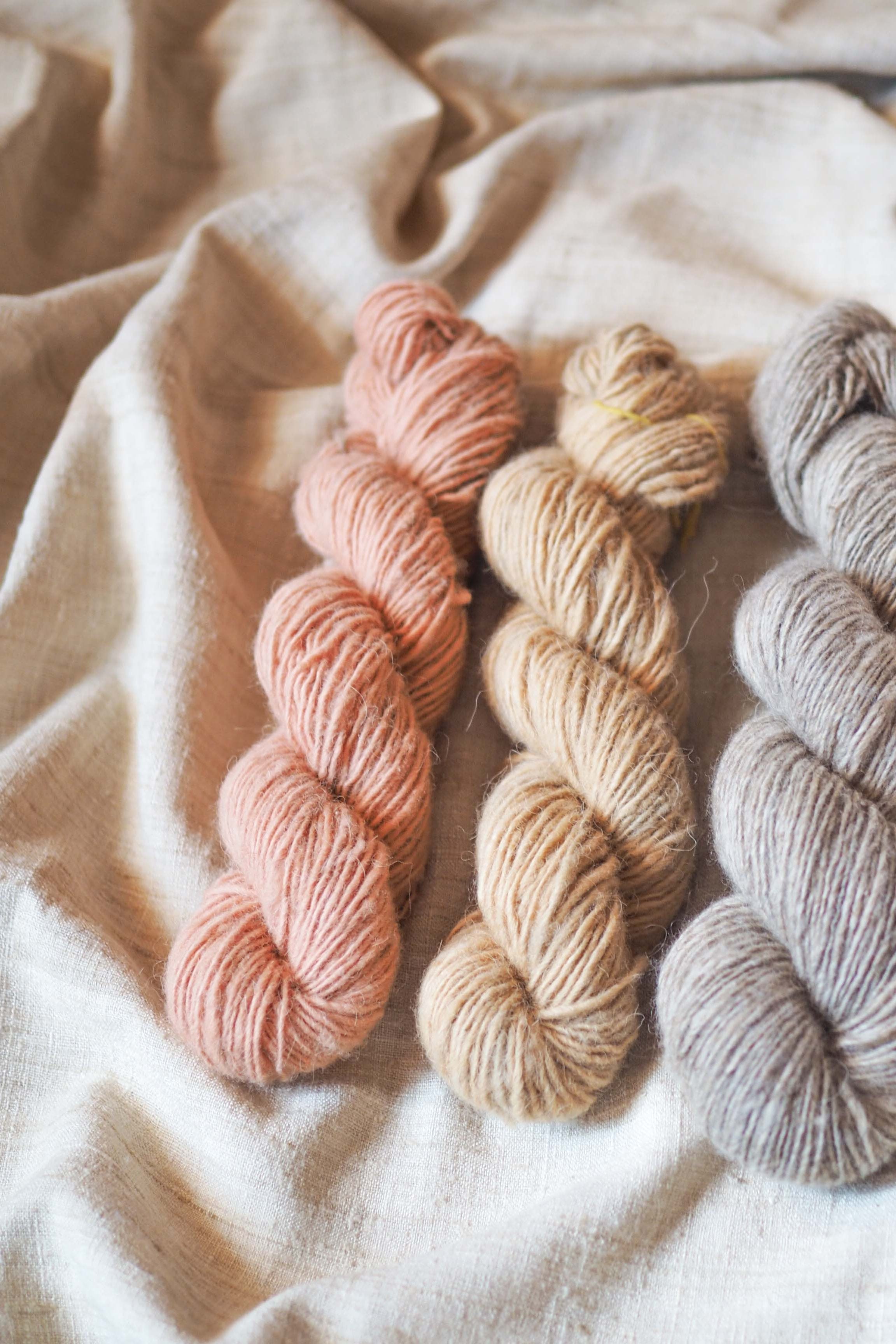 Nomadic Fibers Yarn Apricot