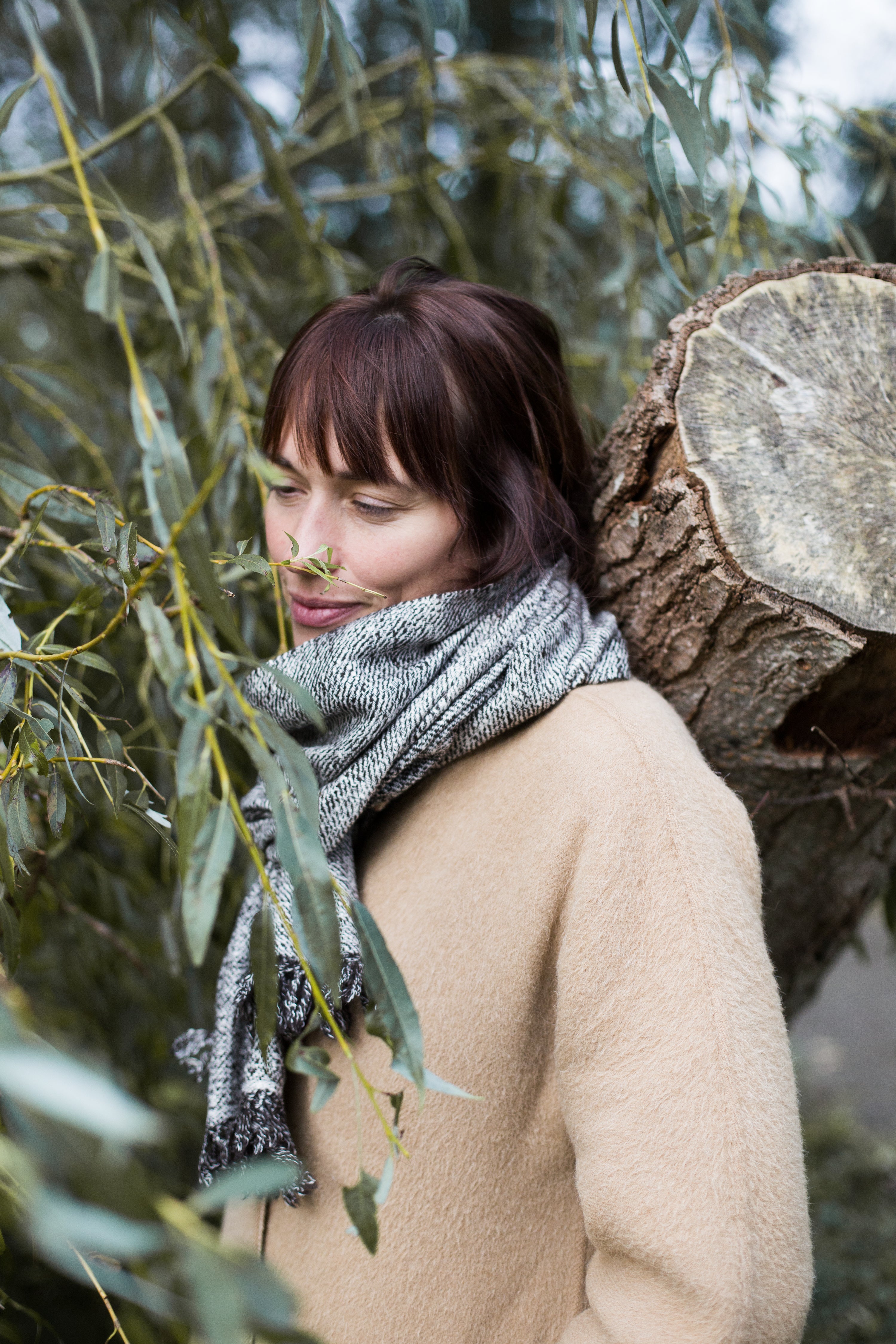 Autumn and winter Scarf made from organic peace silk and Himalayan lambswool on a handloom in India. A beautiful blend of wool and eri silk, handspun and handwoven in Himachal Pradesh, India. Organic and natural material, 70% eri silk and 30% lambswool. Slow and ethically made.  